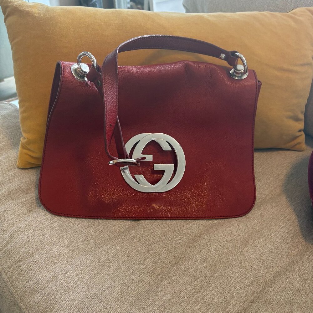 Gucci Calfskin Blondie Medium Flap in Rosso Ancora Red